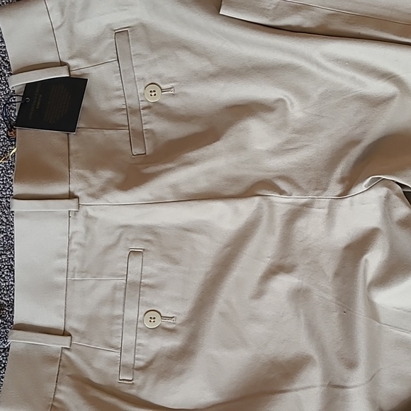 New with tags Brooks Brothers pants.  Size 6 - Picture 5 of 10